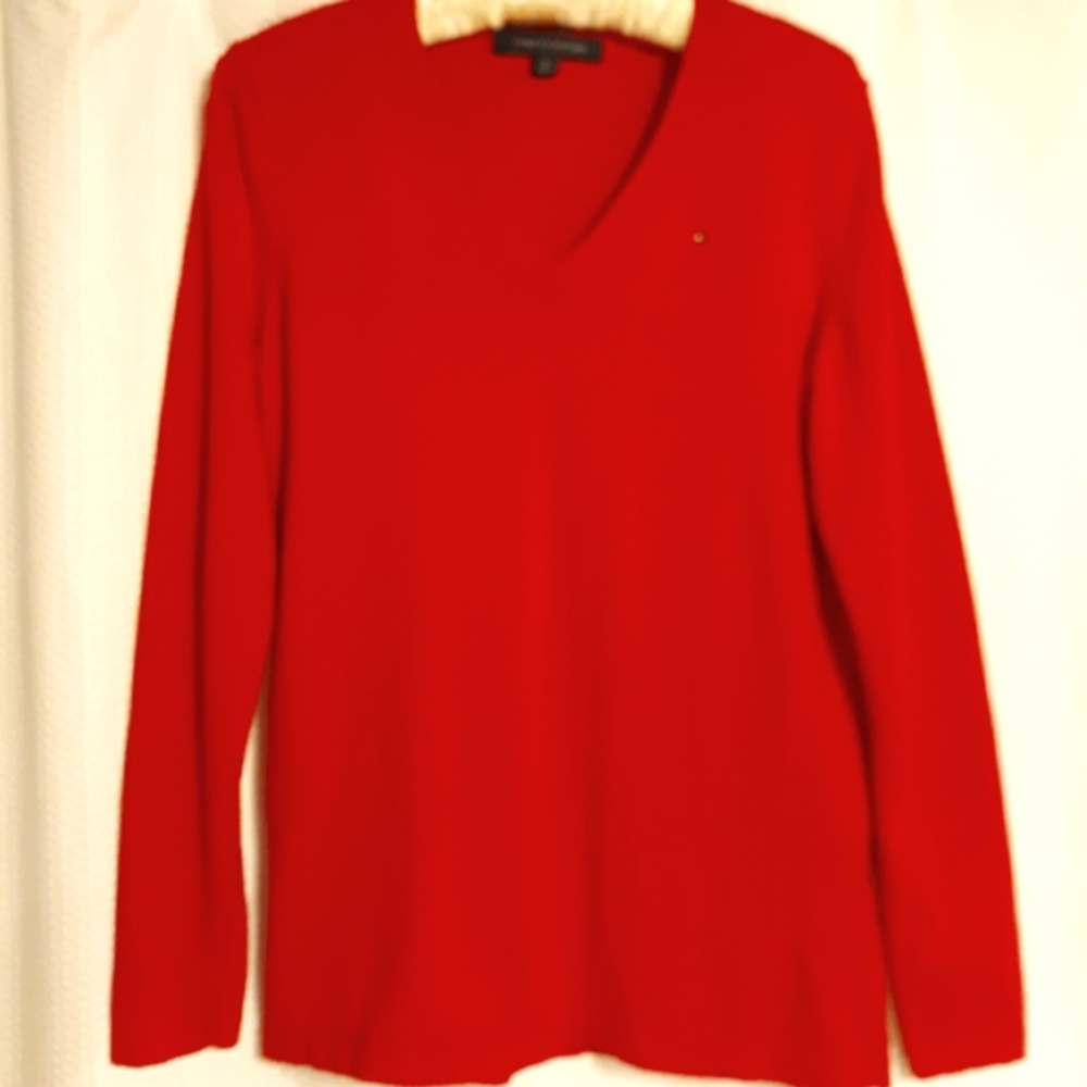 Tommy Hilfiger Sweater. Remember 15% off Bundle of 3+